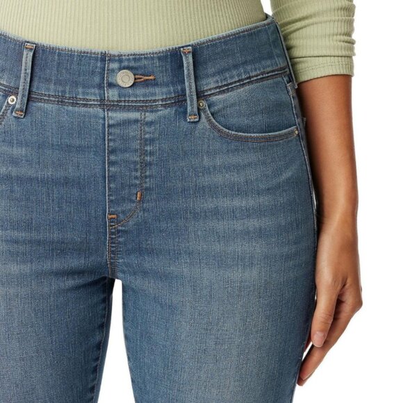 Levi Strauss Signature Shaping Perfect Pull on Jeans 8 - Picture 9 of 14